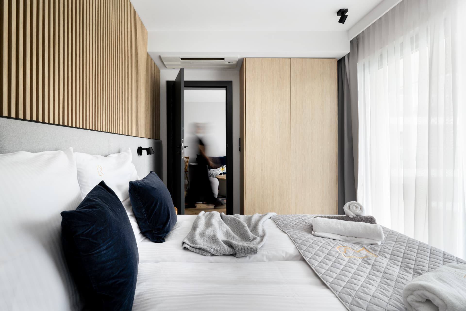 Sypialnia apartamentu Rosa Style